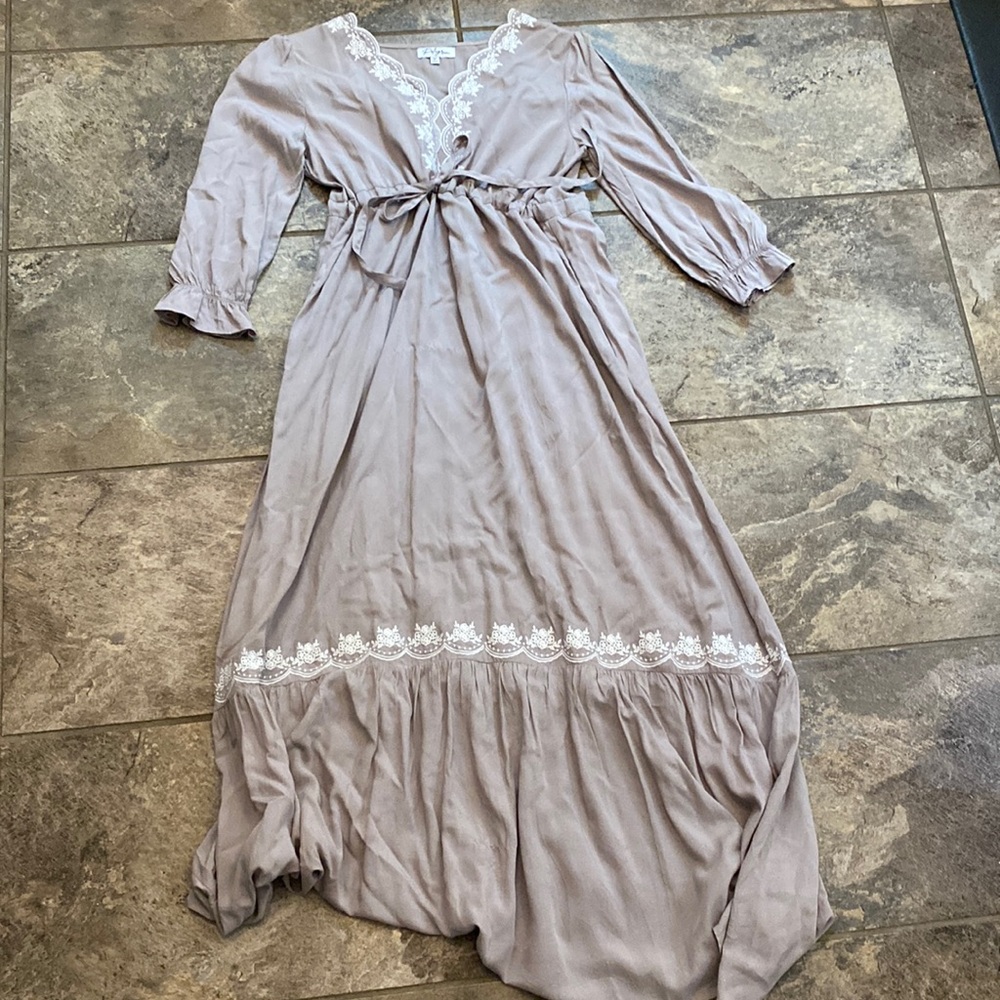 3/4 Sleeve Gray Tie Dress